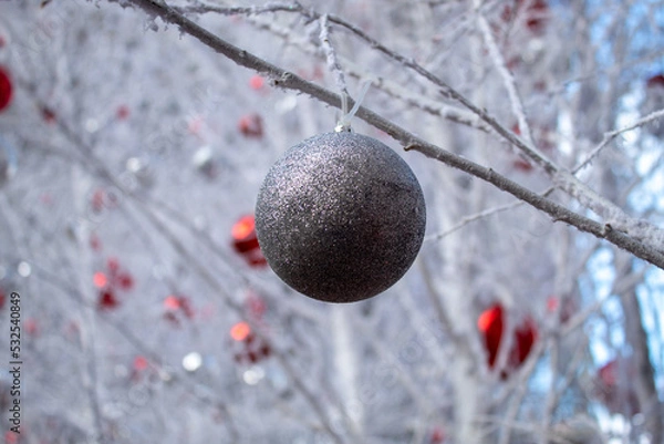 Obraz Christmas Tree, Ornaments and Defocused Objects Background
