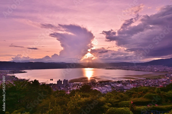Obraz 長野県立石公園から見る諏訪湖の夕景