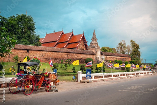 Obraz Wat Phra That Lampang Luang is a temple in Lampang Province in Thailand