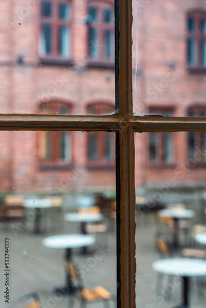 Fototapeta looking into the atrium