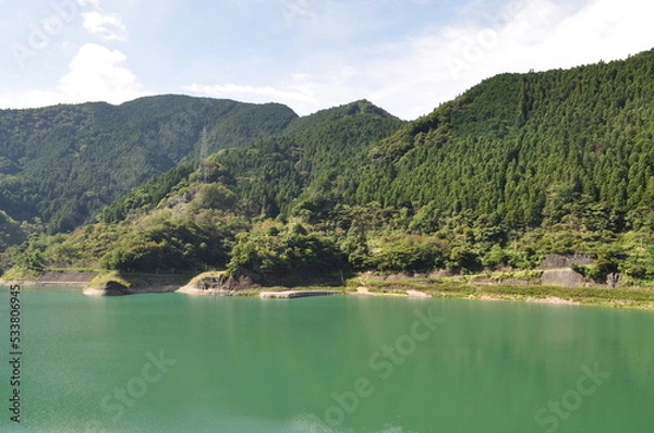 Obraz 晴れた日の湖と山
