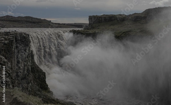 Fototapeta falls in the fog