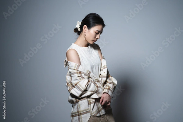 Fototapeta クールな女性