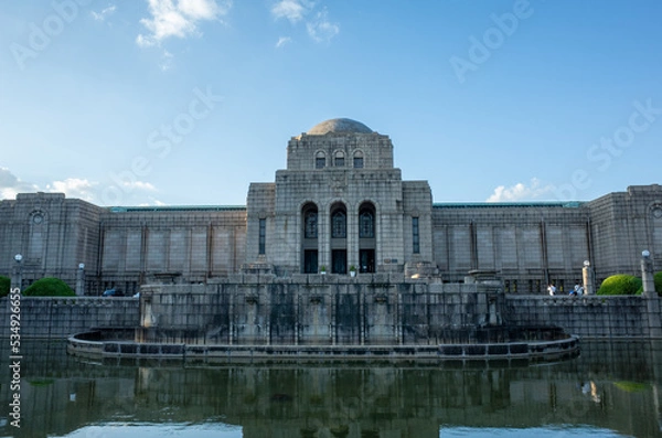 Fototapeta 神宮外苑のレトロでモダンな洋風建物