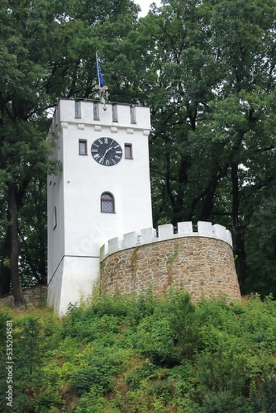 Obraz Neogotycka Wieża Zegarowa Anny w Szczawnie-Zdroju.