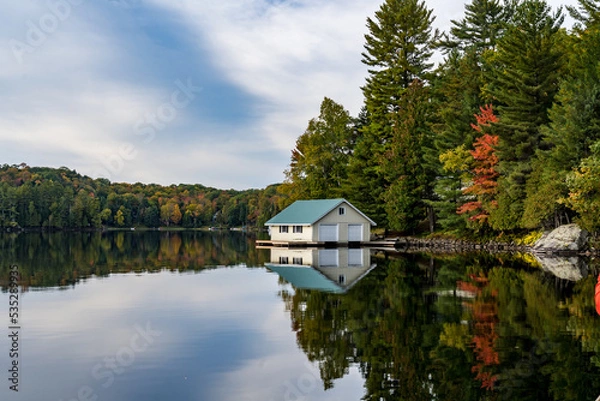 Fototapeta Lake view at  South Portage Dock near Algonquin Provincial Park in Ontario Canada during fall of 2022 