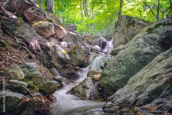 Obraz Path to Raiskoto praskalo waterfall and Botev peak in Balkan mountain, Bulgaria