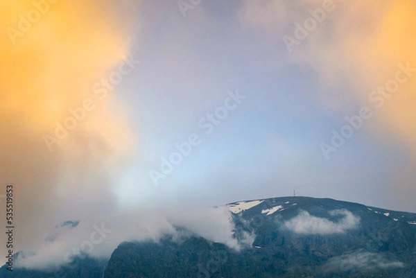 Obraz Path to Raiskoto praskalo waterfall and Botev peak in Balkan mountain, Bulgaria