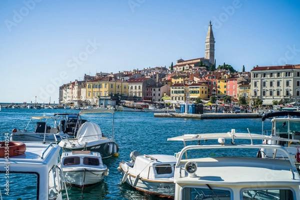 Fototapeta colorful houses in the old town of Rijeka with the sea and boats in the port in the foreground
