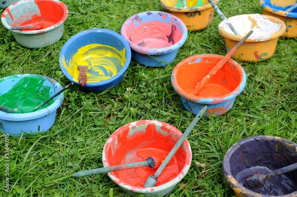 Obraz Farbtöpfe im Gras