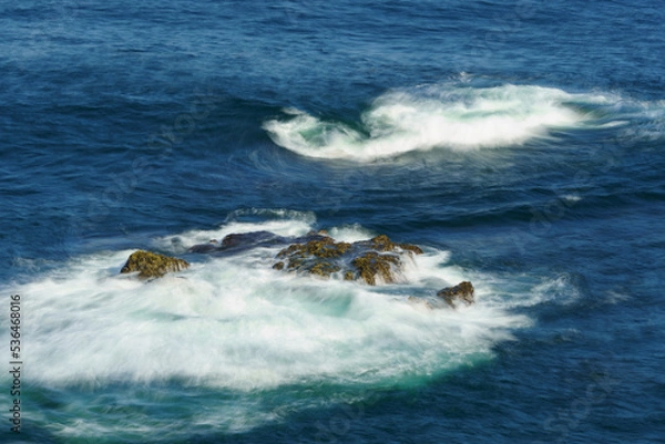 Fototapeta 岩礁と波
