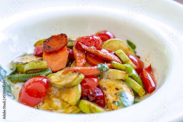 Obraz chicken with vegetables