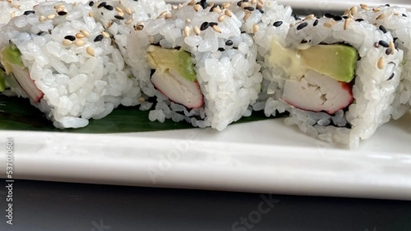 Obraz surimi Uramaki sushi roll 