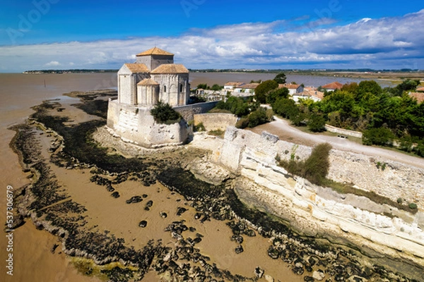 Obraz Roman chapel on a shore cliff