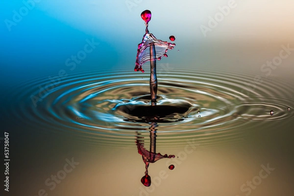 Fototapeta Red drop splash