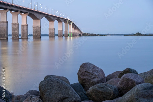 Fototapeta bridge over the sea