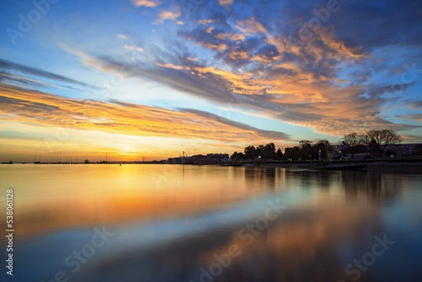 Obraz Sunrise over the Thames at Gravesend