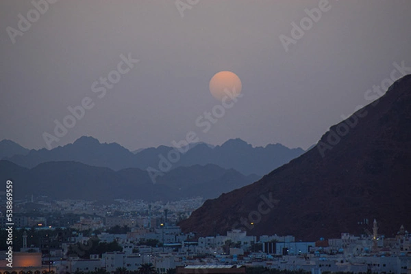 Obraz moon over the city