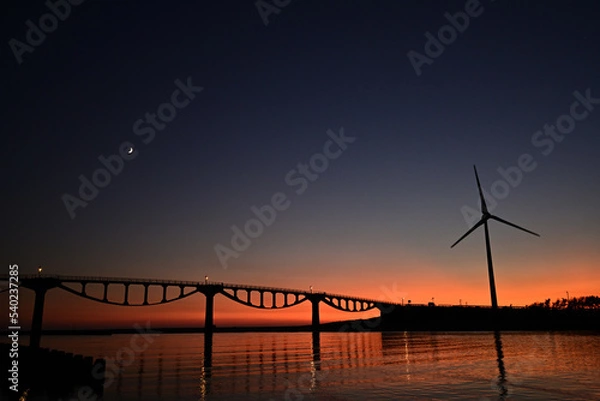 Obraz 夕暮れに染まる空