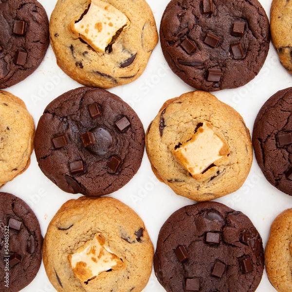 Fototapeta Double chocolate cookie and marshmallow soft cookie on white background