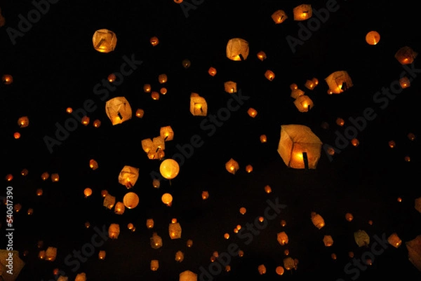 Obraz スカイランタンの夜空