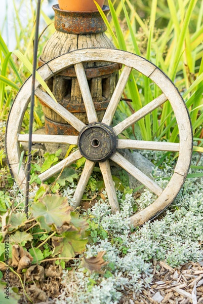 Obraz old wagon wheel