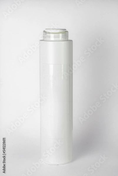Fototapeta White shampoo bottle, 3d vector template on a light gray background. Template for advertising, hygiene, hair and cosmetic products.