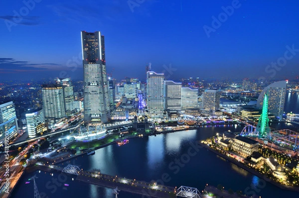 Fototapeta クリスマスイブの横浜みなとみらいオフィス全館点灯