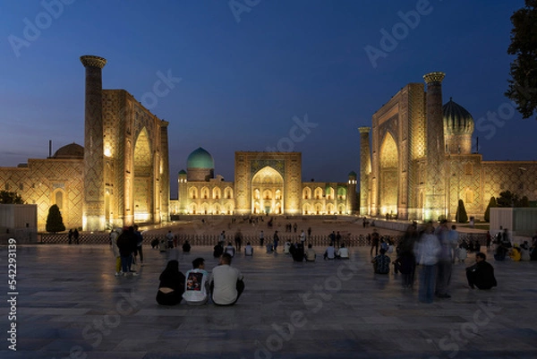 Fototapeta Panoramic view of Registan square with three madrasahs: Ulugh Beg, Tilya Kori and Sher-Dor Madrasah - Samarkand, Uzbekistan