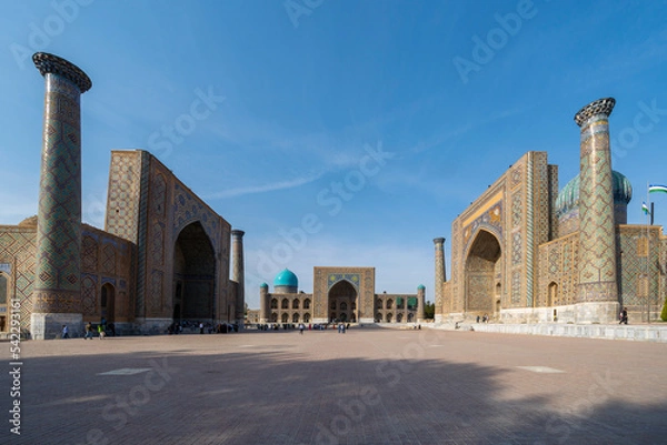 Fototapeta Panoramic view of Registan square with three madrasahs: Ulugh Beg, Tilya Kori and Sher-Dor Madrasah - Samarkand, Uzbekistan