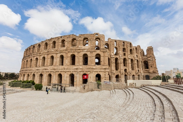 Fototapeta ancient colosseum in El Jem, Tunisia