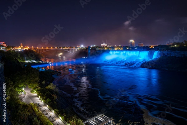 Obraz Niagara Falls at night LED lightshow