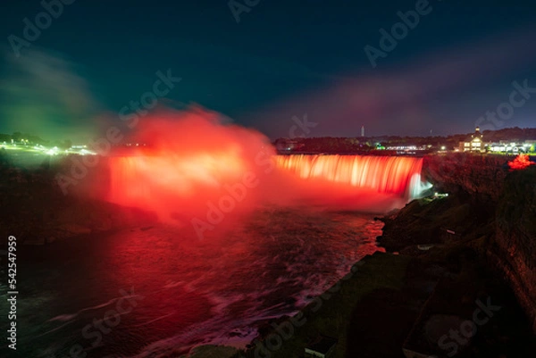 Obraz Niagara Falls at night LED lightshow