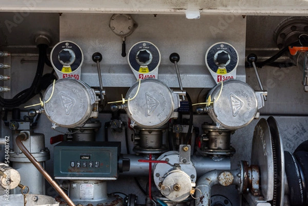 Fototapeta mobile refueling station