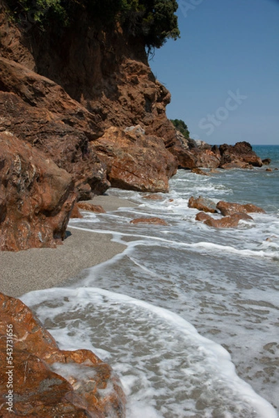 Fototapeta rocks in the sea