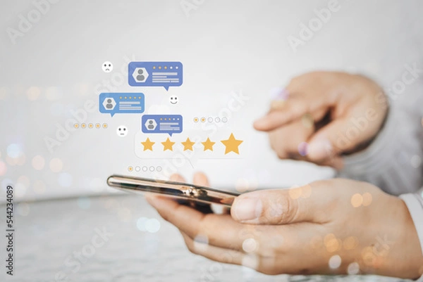 Fototapeta Consumer online review concepts with bubble people review comments and rating or feedback for evaluate.