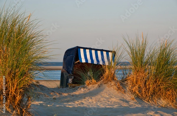 Obraz Strandkorb in den Dünen Insel Borkum