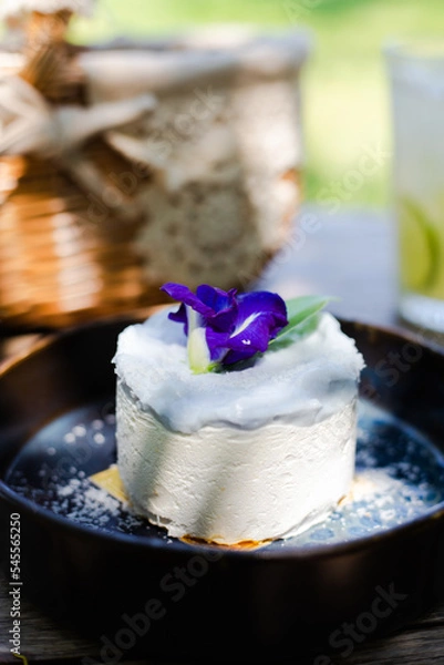 Fototapeta Coconut cake