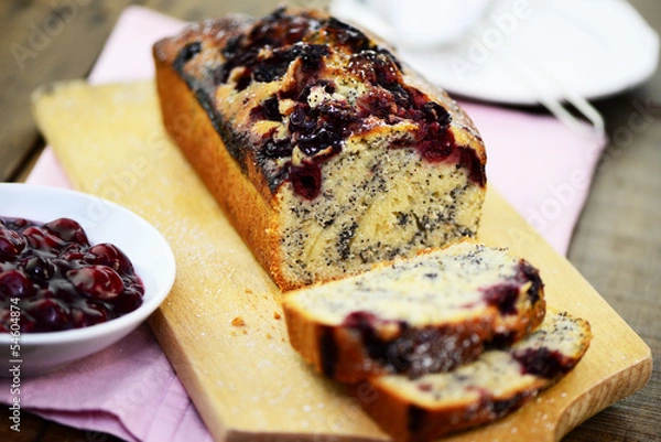 Fototapeta Kirschkuchen mit Mohn