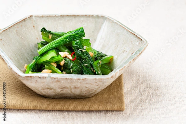 Fototapeta 小松菜とピーナッツのピリ辛あえ