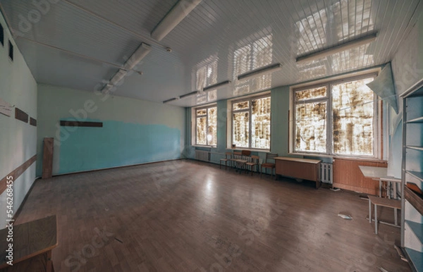 Obraz Empty classroom in an abandoned Eastern European school