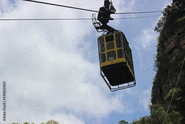 Obraz Cableway, Parque Nacional de Ubajara, Ceará, Brasil.