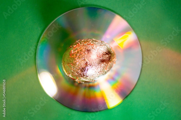 Obraz gold egg and CD 