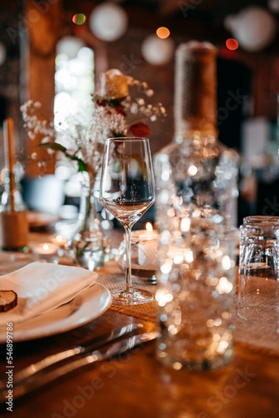 Obraz Rustikale Tischdekoration bei einer Hochzeit