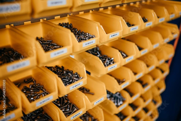 Obraz Schrauben Ersatzteil Kisten 