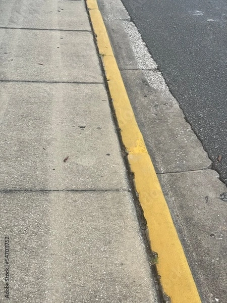 Obraz yellow lines on asphalt