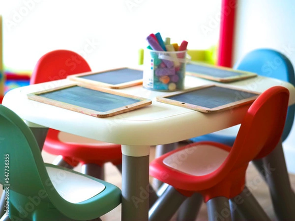 Fototapeta Table d'enfants avec jouets educatifs