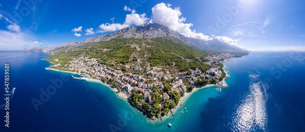 Fototapeta Famous Punta Rata beach with azure sea in Tucepi, Dalmatia, Croatia