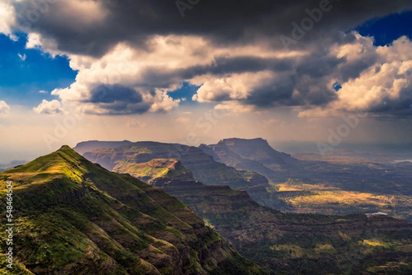 Obraz Kalsubai Peak is the Highest Peak of the Sahyadris (1646 M) in the Akole Taluka of Ahmednagar District of Maharashtra.