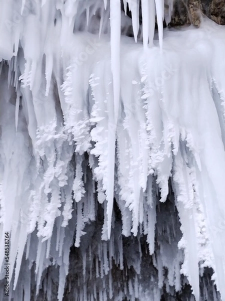 Obraz icicles hanging from a roof